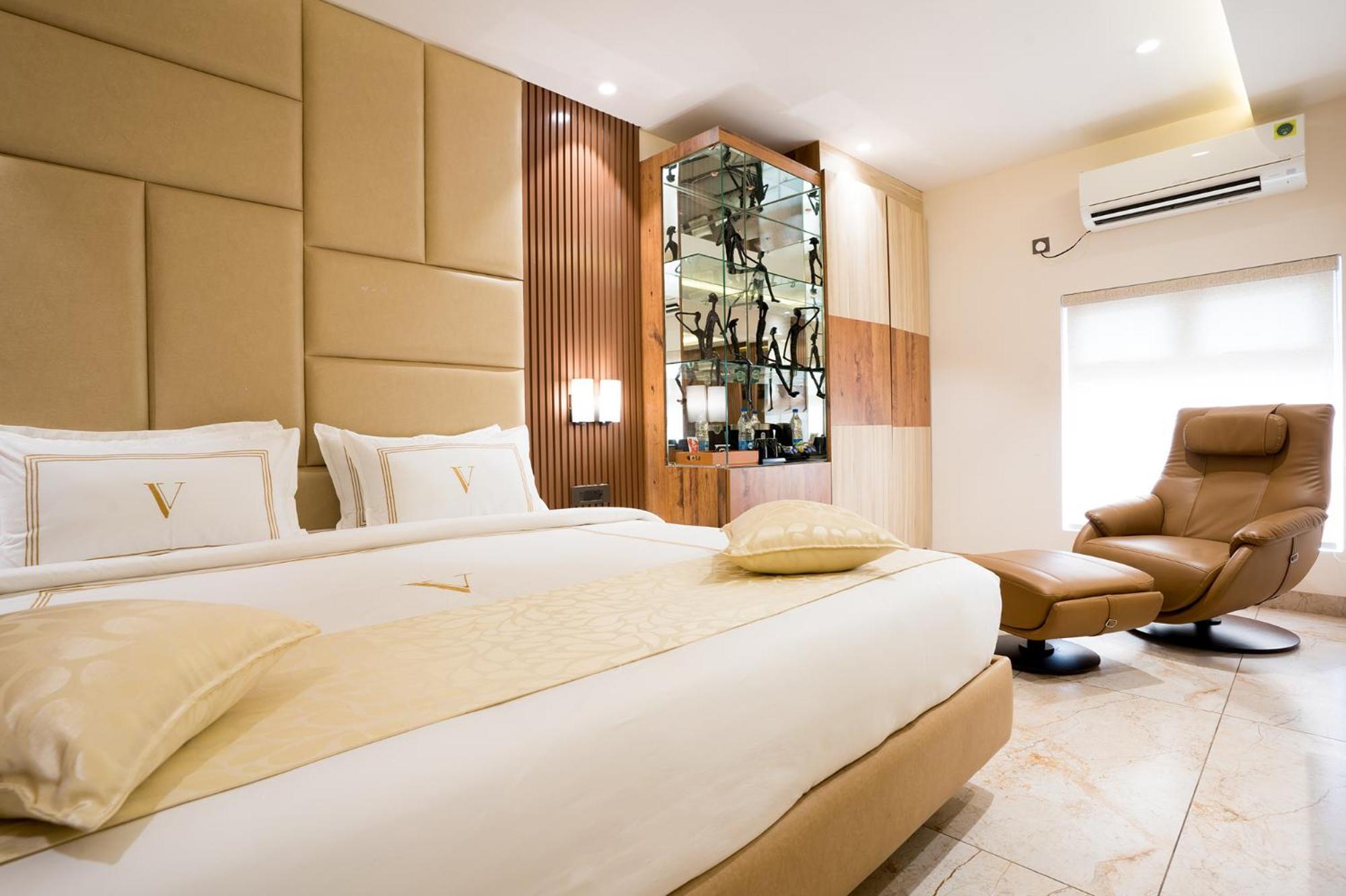 Oriva Vinflora Residency - Nr Lv Prasad Hospital, Banjara Hills Hotel Haidarábád Kültér fotó