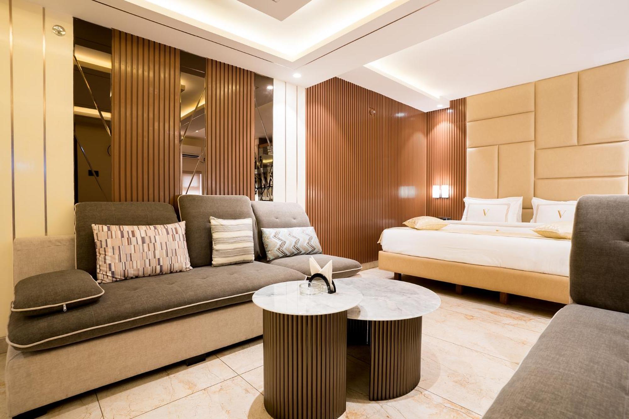 Oriva Vinflora Residency - Nr Lv Prasad Hospital, Banjara Hills Hotel Haidarábád Kültér fotó