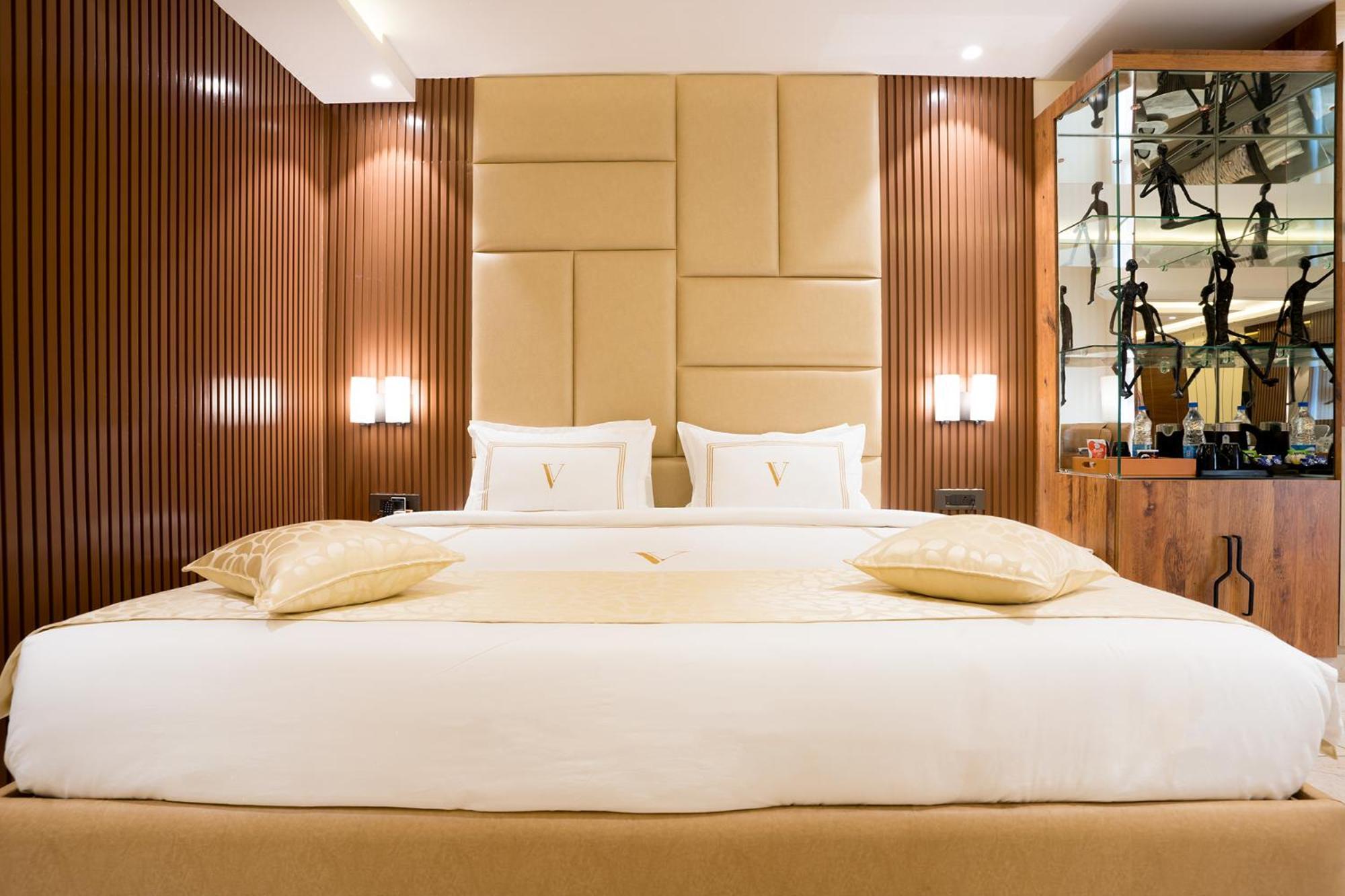 Oriva Vinflora Residency - Nr Lv Prasad Hospital, Banjara Hills Hotel Haidarábád Kültér fotó