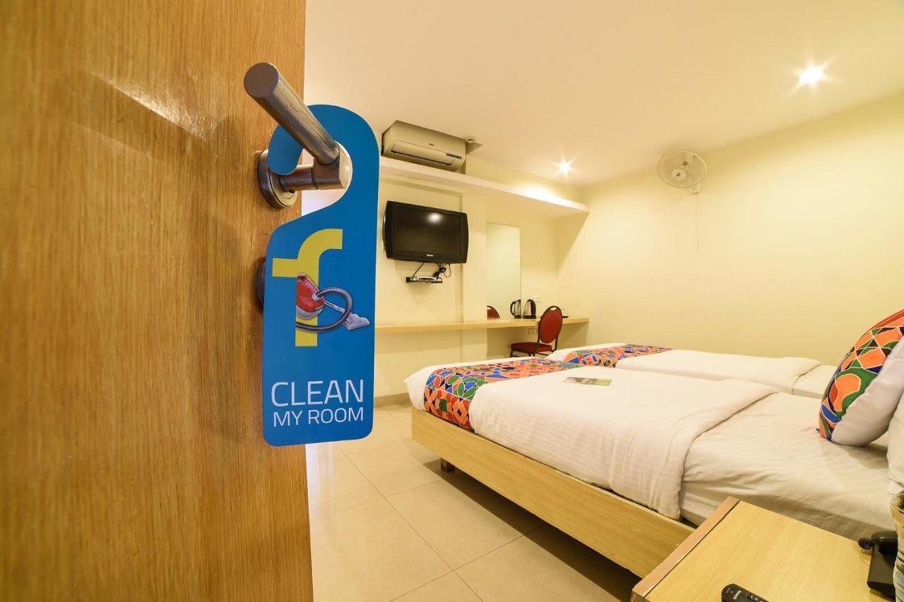 Oriva Vinflora Residency - Nr Lv Prasad Hospital, Banjara Hills Hotel Haidarábád Kültér fotó